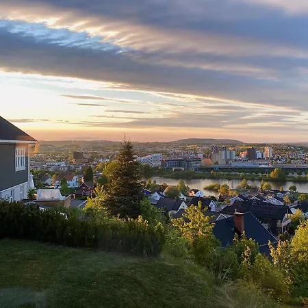 Appartement In With Free Parking And Great View, Sleep 3 People *