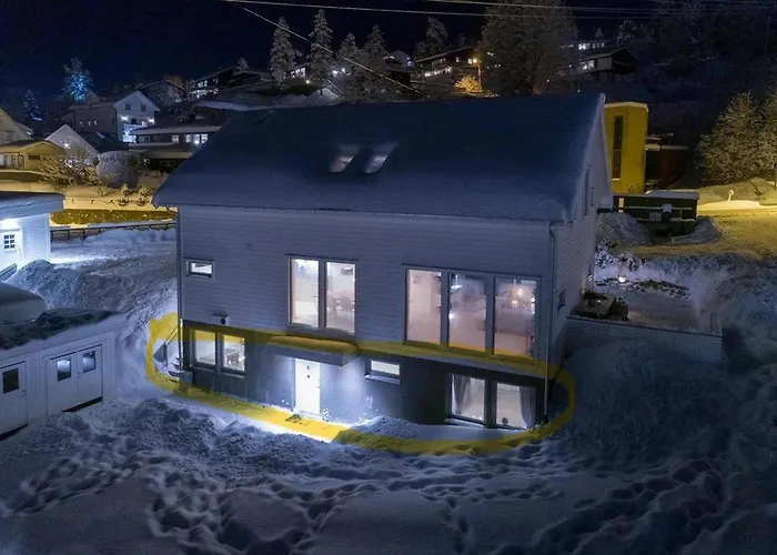In With Free Parking And Great View, Sleep 3 People Leilighet Lillestrøm